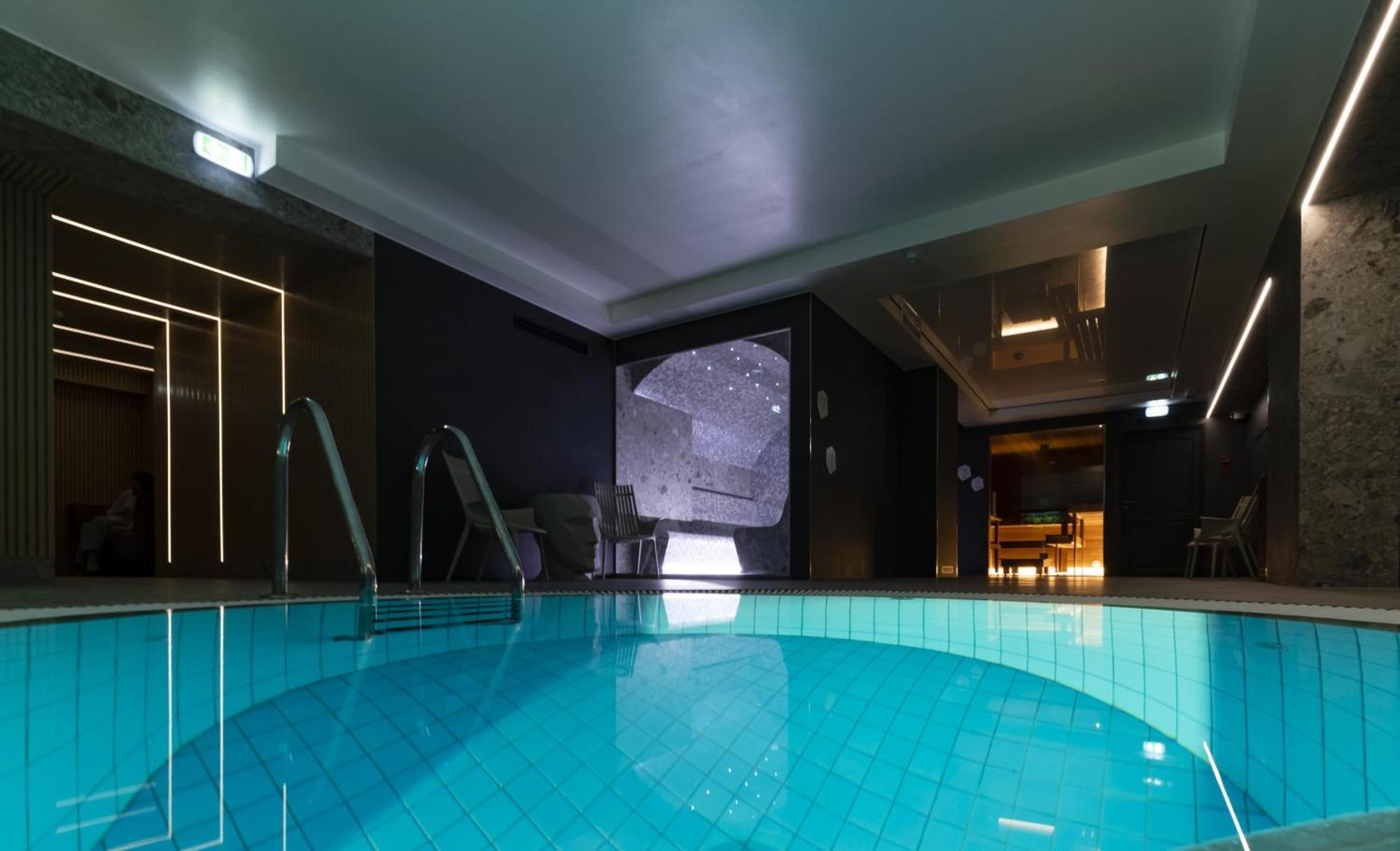 U11 Hotel & Spa ทาลลินน์ ภายนอก รูปภาพ